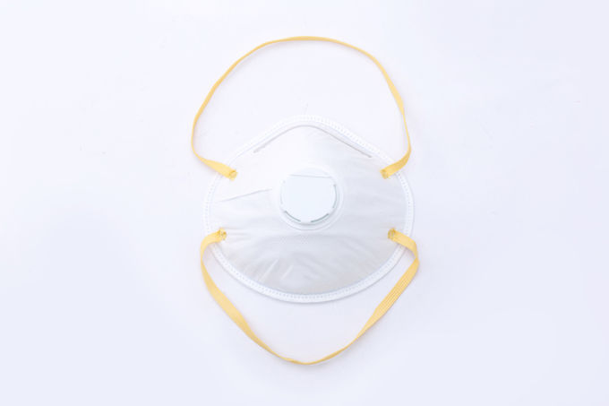 便利な白人色FFP2のコップのマスクのライト級選手は高性能フィルターを運びます